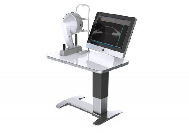 Ophthalmologische High-End-Lösung bestehend aus einer Scheimpflugkamera, höhenverstellbarem Glastisch und integrierten Eingabegeräten.||