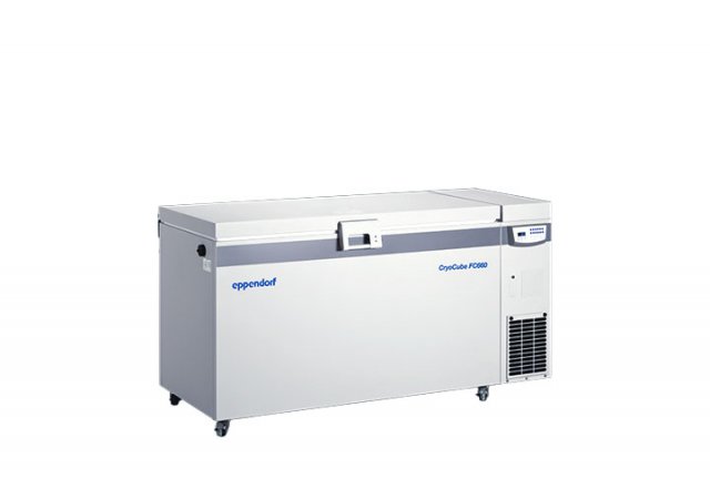 Chest ULT Freezer for high storage capacity with energy saving. The Cryocube FC660 requires 25% less energy than the previous model. 