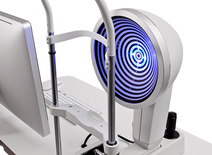 Keratograph 5M Tabletop unit for the global assessment of the cornea and description of the lachrymal fluid.