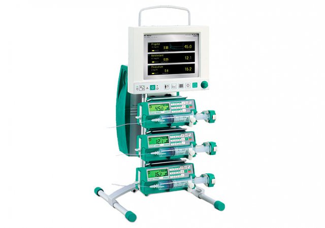 Customised and expandable anaesthesia workstation including the components FM-Controller, FM-Computer and at least 2-3 syringe pumps of the B. Braun FM-Assortment.
 